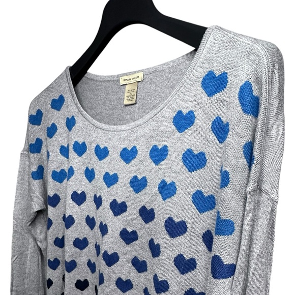 Vertical Design Hearts Shades of Blue (XL -XXL) - Picture 5 of 6